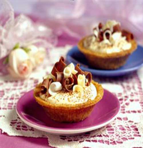 Celebrate your love for dessert these easy to make Valentine Tarts