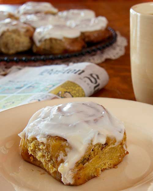Recipe for Frosted Cinnamon-Raisin Sticky Buns - I made these cinnamon rolls for breakfast Sunday morning, based on the kid's reaction, I NEED to make these again.
