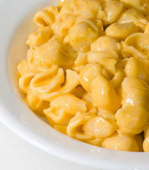 This recipe for the Extra Creamiest Cheesiest Mac n Cheese Ever is almost as easy and fast to make as the boxed stuff. The advantage here…it’s only 5 ingredients.