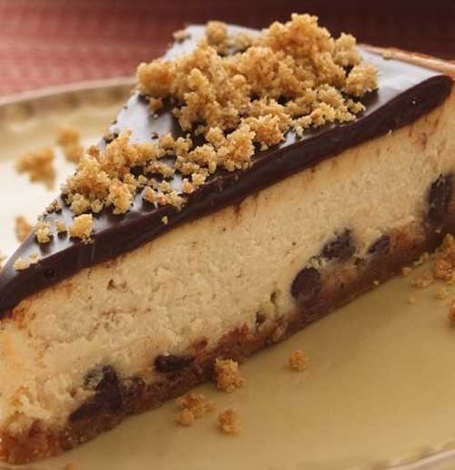 Recipe for Smores Cheesecake - Enjoy this mouth-watering cheesecake made with marshmallow creme and chocolate topping – perfect for a lavish dessert! Check out Expert Tips!