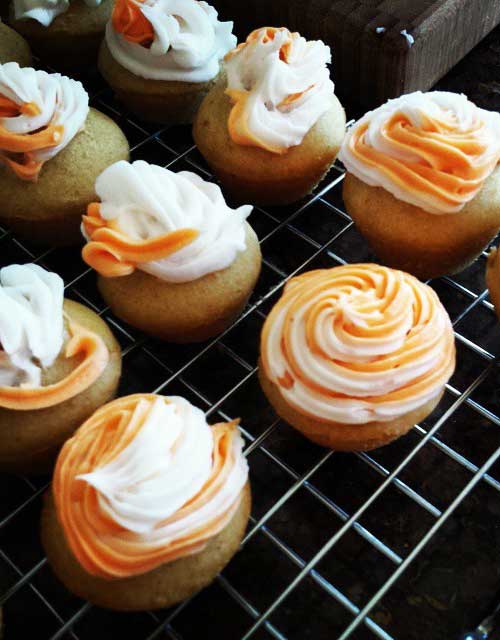Recipe for Creamsicle Swirl Mini-Cupcakes GF-CF - Enjoy these fruity, sweet, tangy cupcakes. Their flavor is perfect for any season and you don't need a special occasion to dig in!