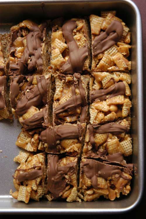 These No Bake Peanut Butter Caramel Bars are without a doubt, one of the best no bake creations I’ve ever had. They are like Rice Krispies on peanut butter caramel steroids, and I could easily eat the whole pan on my own.