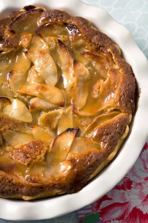 This Caramel Apple Blondie Pie was everything I dreamed it would be - Toasted pecans throughout, and the caramelized apples with just the right sweetness. I am drooling AGAIN!