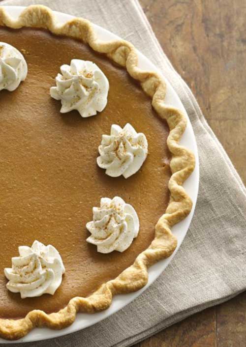 Take the fall coffee favorite, and enjoy it as this Pumpkin Spice Latte Pie! It does not get much better than that during this time of year.