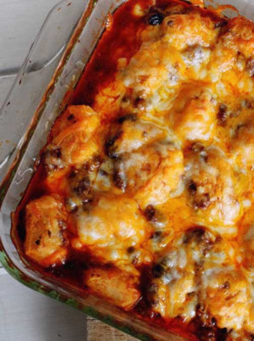 This Mexican Enchilada Bubble Bake casserole is full of flavor and comes together quickly for an easy and delicious weeknight dinner.