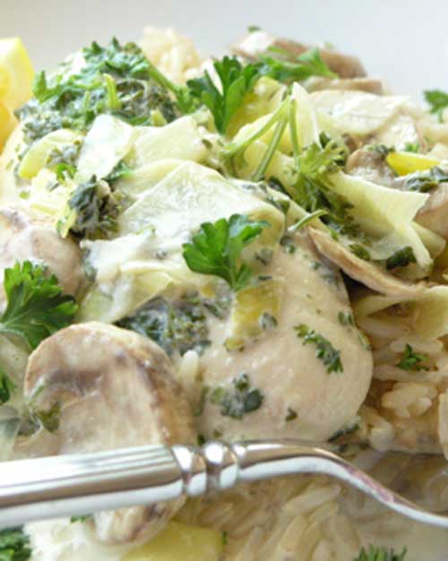 Recipe for Chicken Stroganoff - I love mushroom sauces, so this dish was a MUST try. I also loved that it used one pan, and was ready in under 20 minutes!