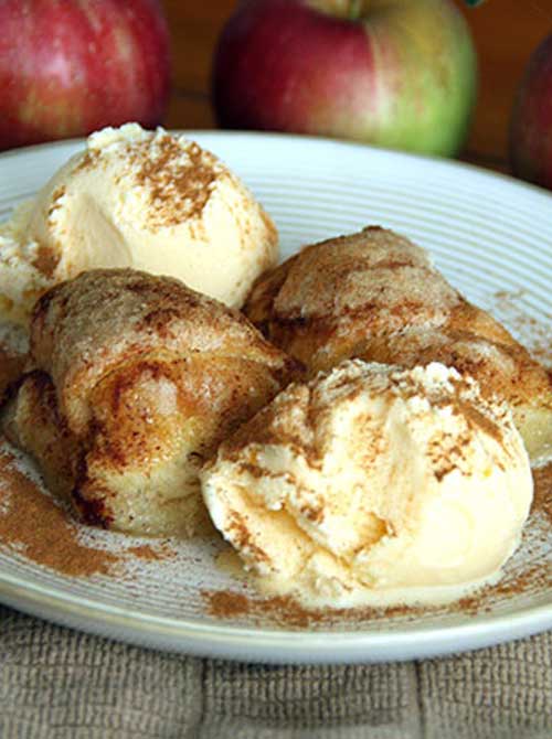 Super tasty apple dessert that truely is way easier than pie!