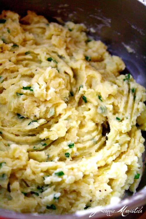 Mix things up with this Garlic and Cheese Mashed Cauliflower. It is so good that we promise you will not miss having those spuds on the side.