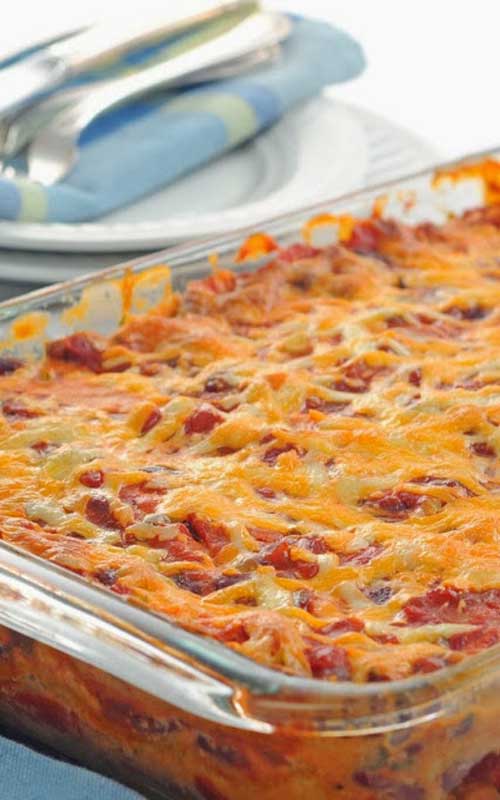 This is a delicious Mexican Ground Beef Casserole recipe with only 6.5 weight watcher points per LARGE serving! YUM