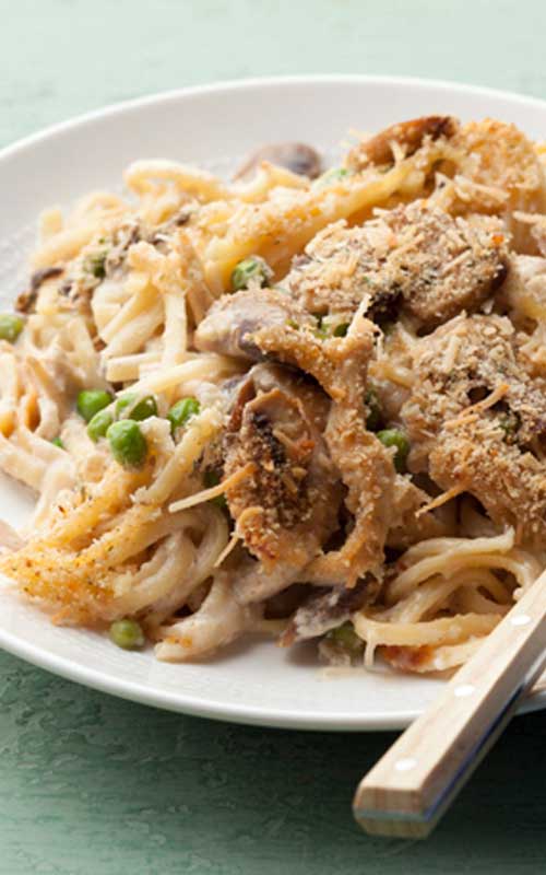 After a few rounds of leftovers, it's great to be able to taste new flavors. This Turkey Tetrazzini does that in easy, one-dish meal.
