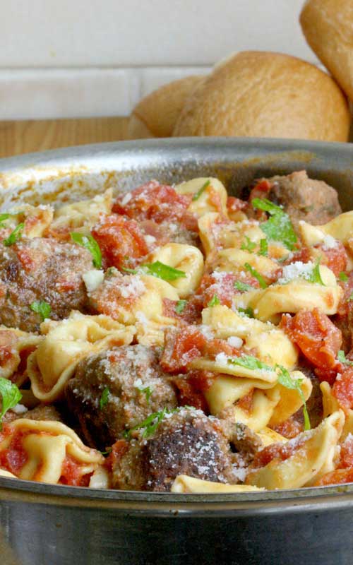 This Skillet Tortellini & Meatballs comes together all in one skillet, has great fresh flavor thanks to a quick and easy sauce. Its hearty, delicious and a real family pleaser!