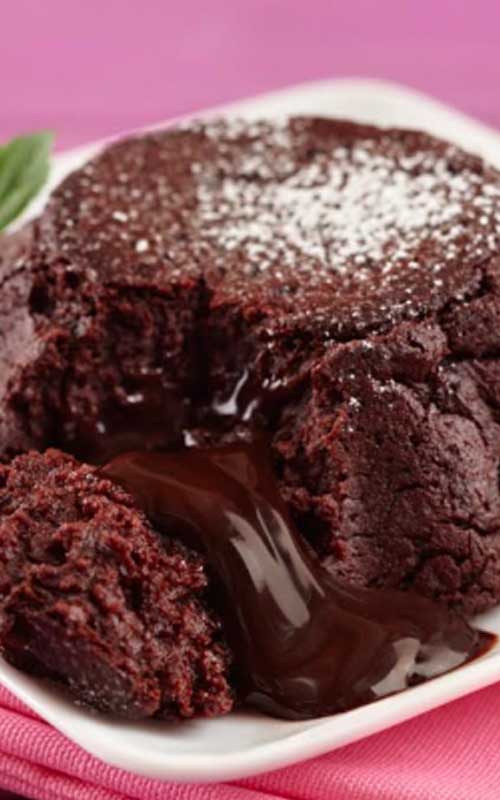 Everyone needs a good chocolate molten lava cake recipe in their life. This one packs a punch, a punch of protein that is!