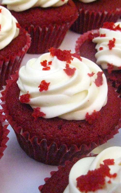Recipe for Red Velvet Cupcakes - This mini version of the classic Red Velvet Cake is one of the more popular offerings in bakeries all across the country. Whip up a batch anytime, with this recipe!