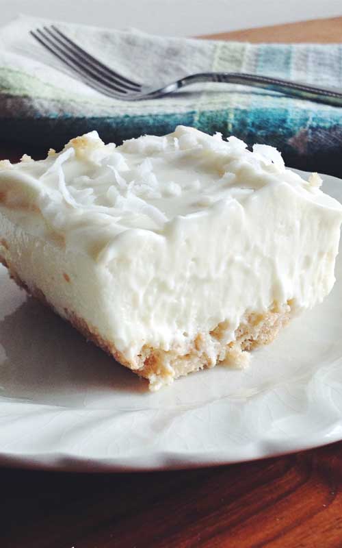 Classic Key lime pie taste in a bar! These easy-bake Key Lime Bars are a refreshing treat for everyday or on any dessert buffet.